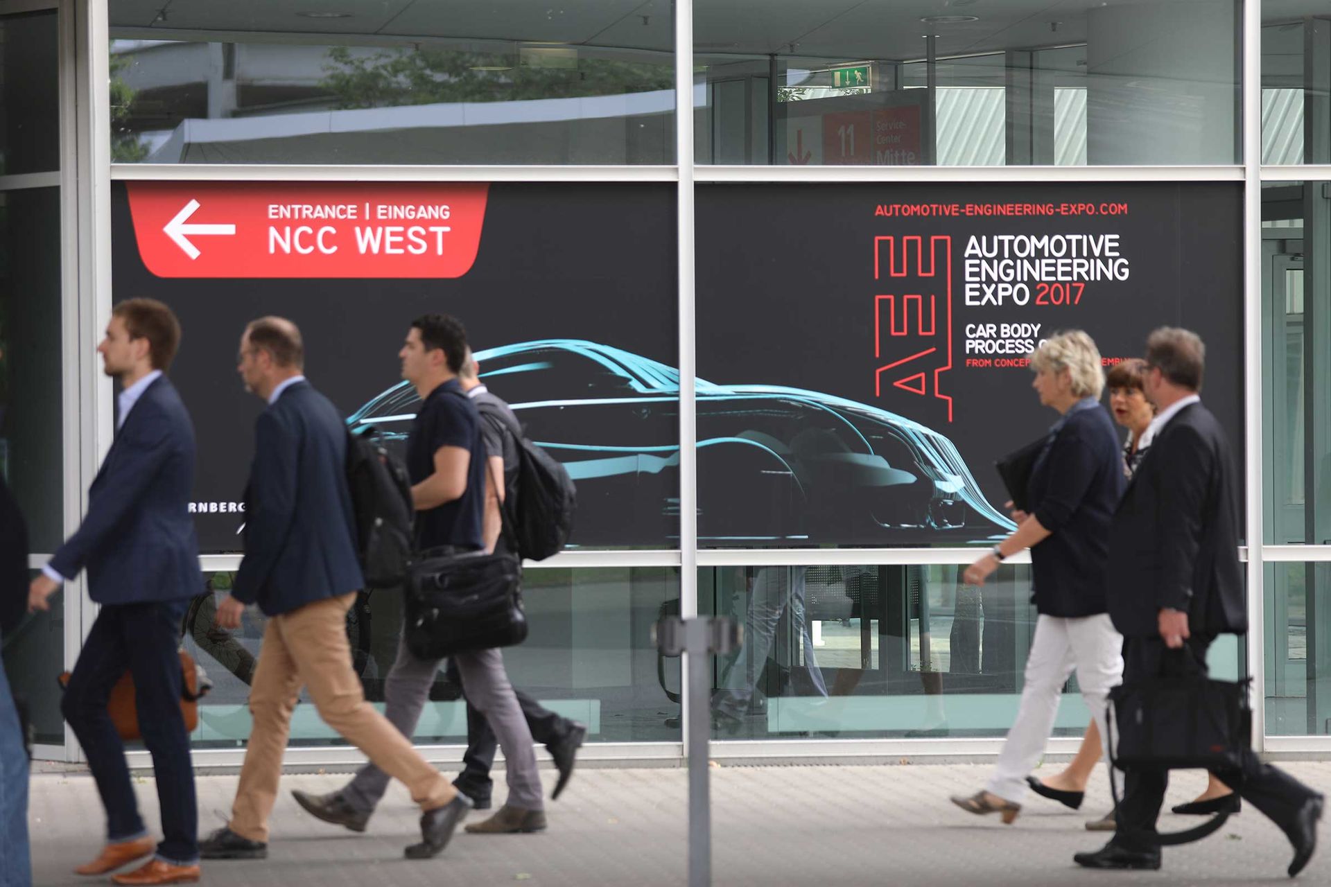 „Die AEE ist die einzige Plattform, die den Karosseriebau entlang der Prozesskette in der nötigen fachlichen Tiefe abbildet – und dieses Messekonzept geht auf“, erklären die Veranstalter Vincentz Network und NürnbergMesse.