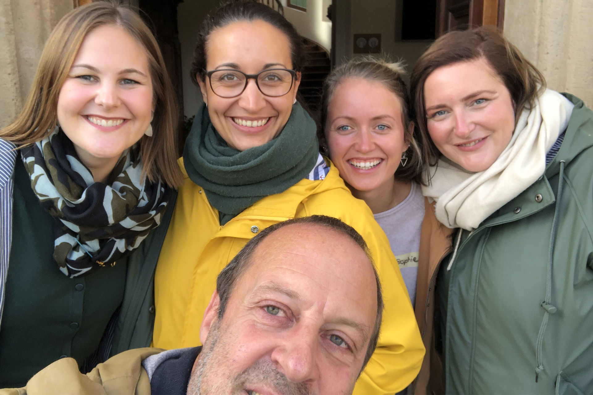 v.l.n.r. Julia Hoßfeld, Johanna Stumpner, Sophie Löbbering, Kathrin Jäckel; v. Manuel Pick