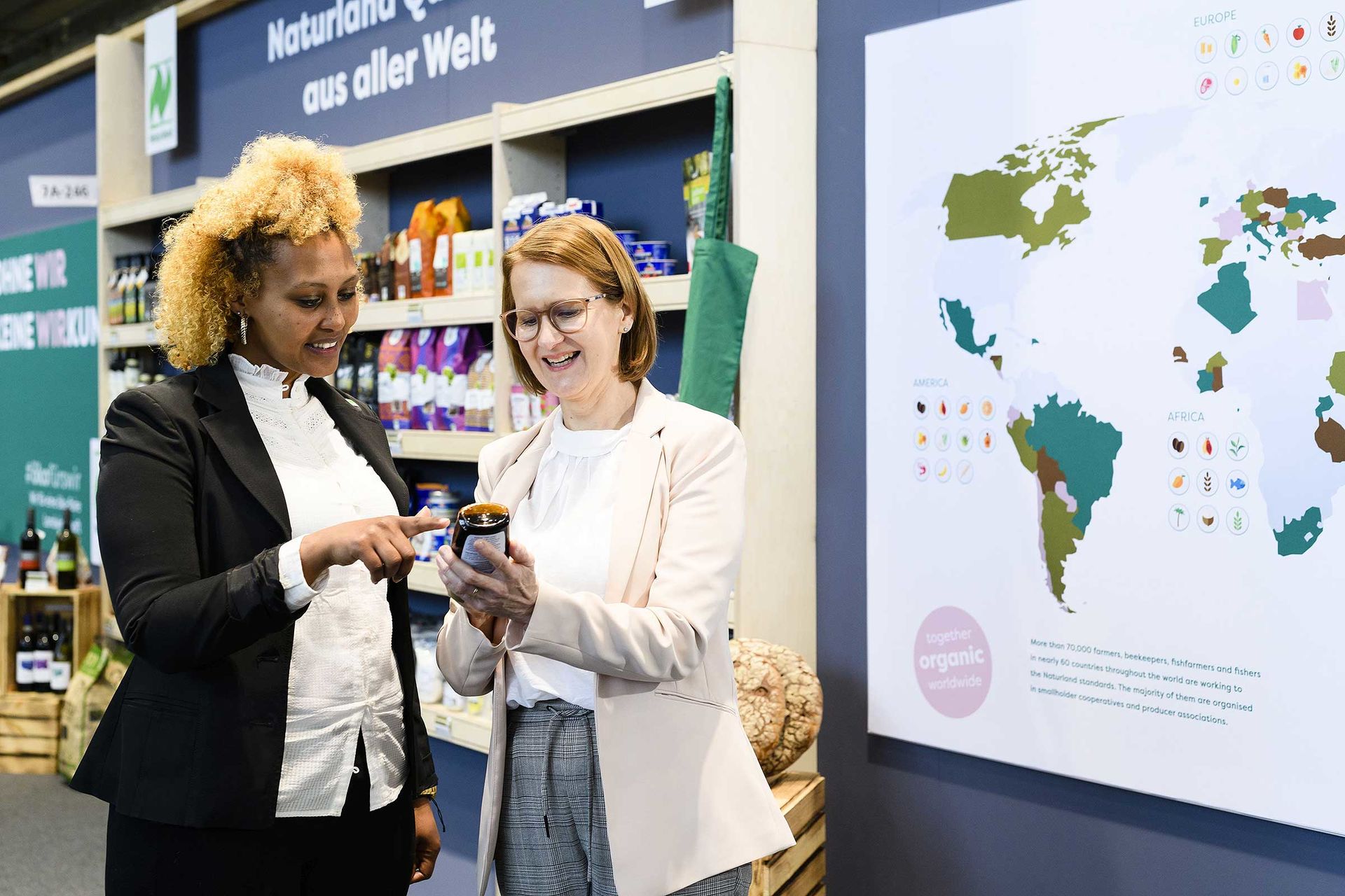 Kundengespräch auf der BIOFACH in Nürnberg