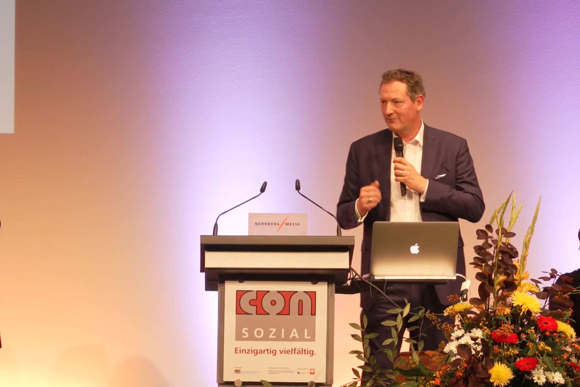 Highlights der Eröffnung der ConSozial 2019 mit Dr. Eckart von Hirschhausen
