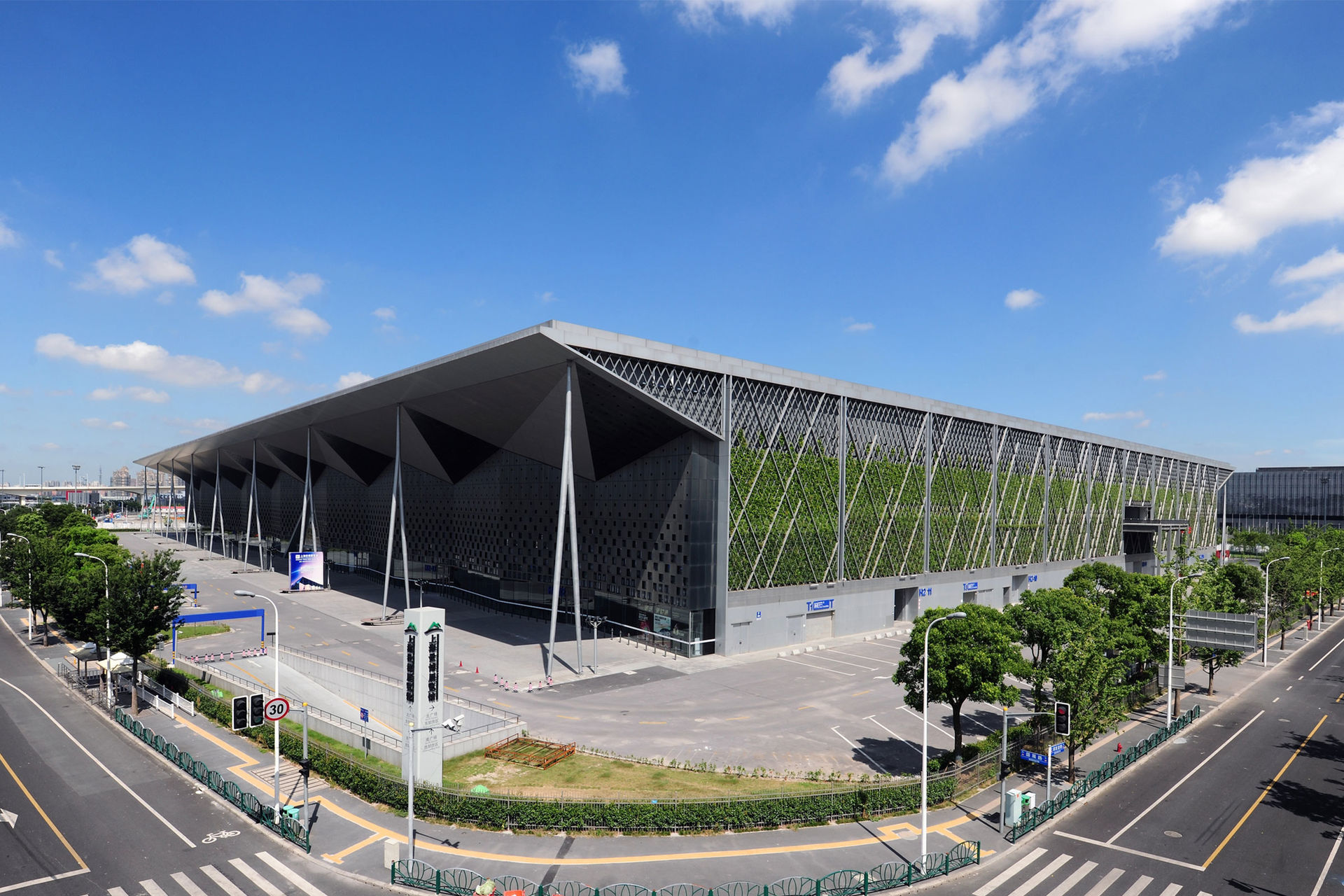 Shanghai World Expo Exhibition and Convention Center (SWEECC)