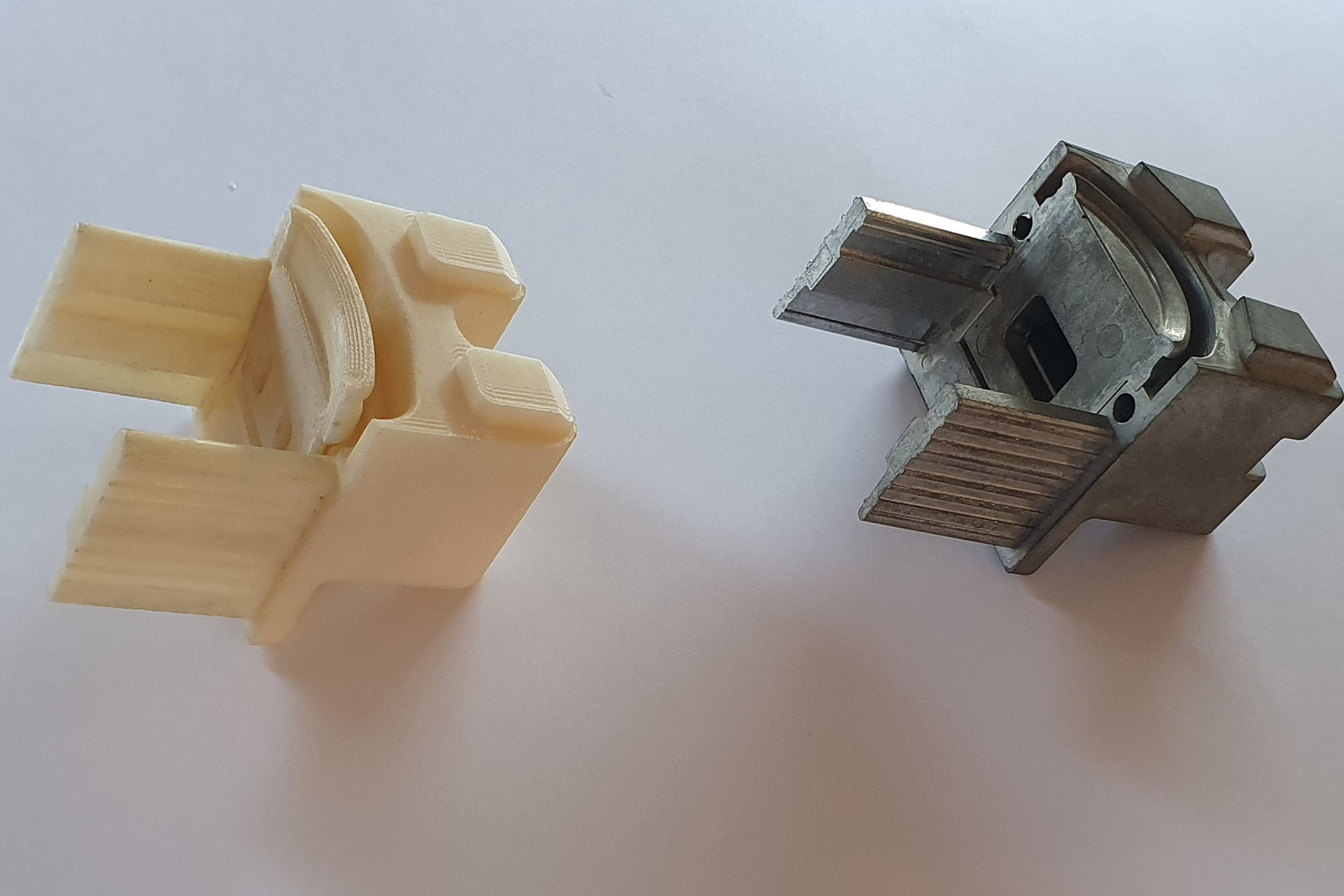 3D-Druck aus Kunststoff und Zink
