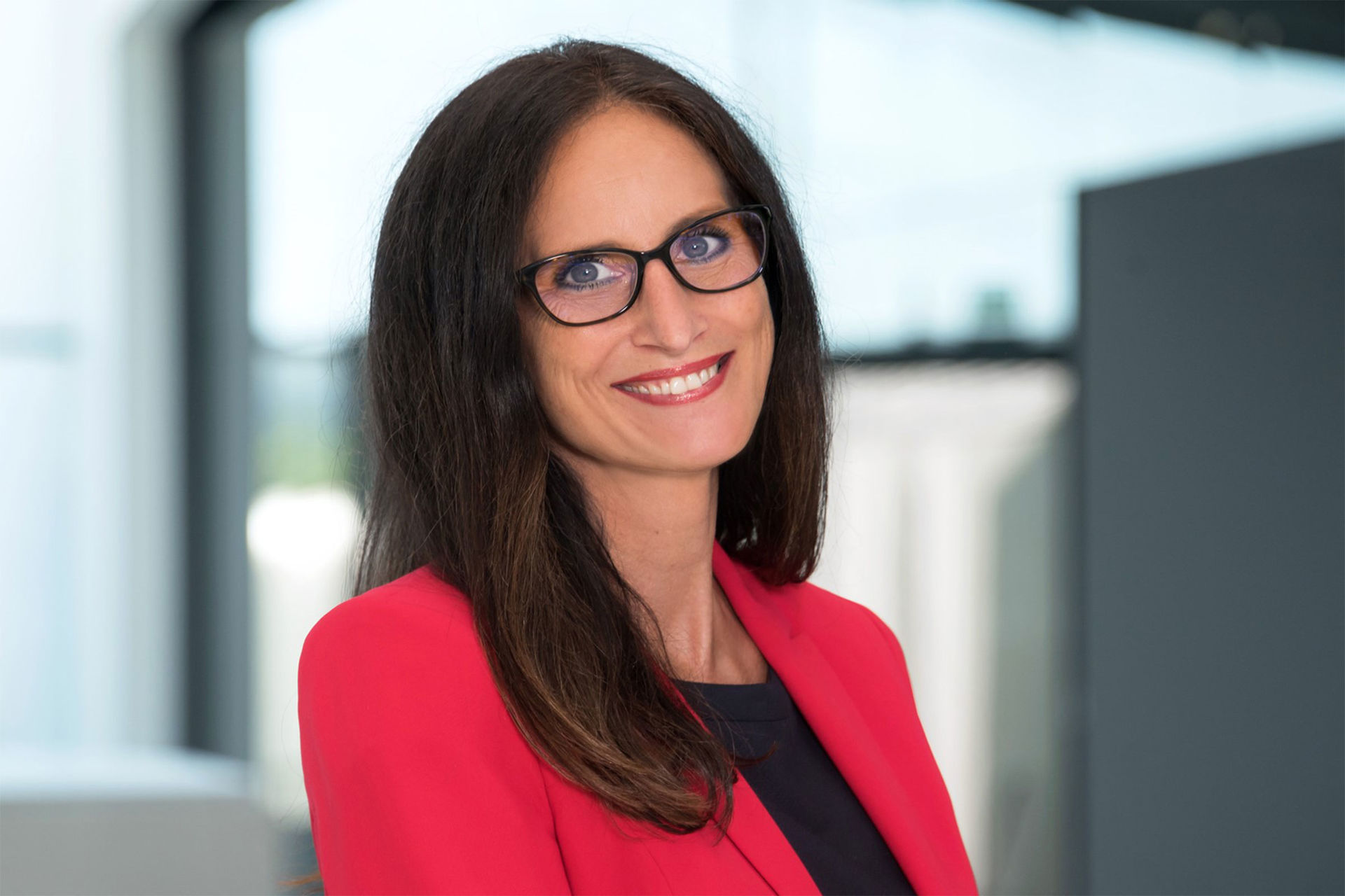 Elke Harreiss, Director FENSTERBAU FRONTALE, talks about the status of preparations for this special edition and the mood among exhibitors and trade show organisers