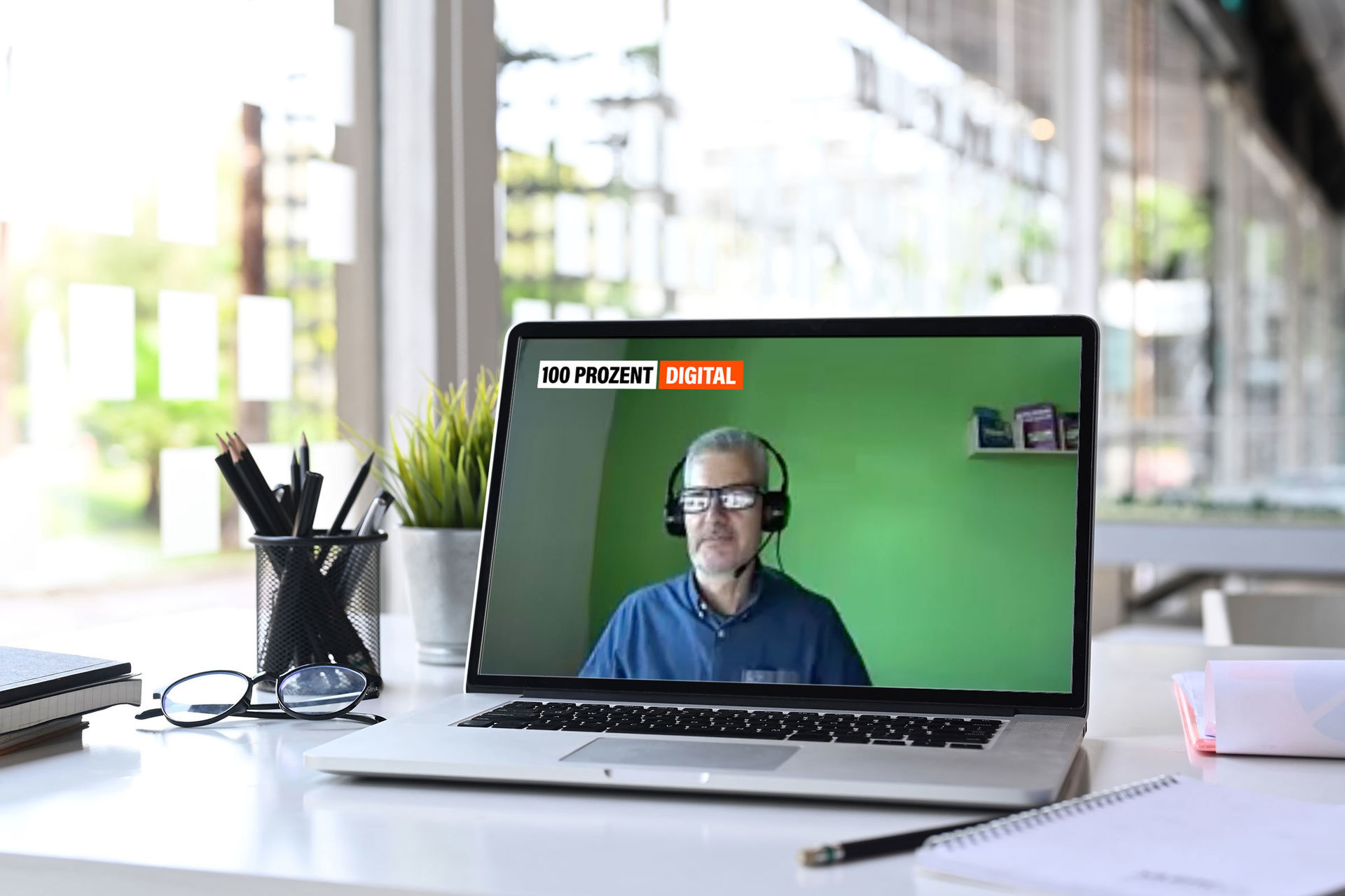 Bild von Online Call mit einem Mann