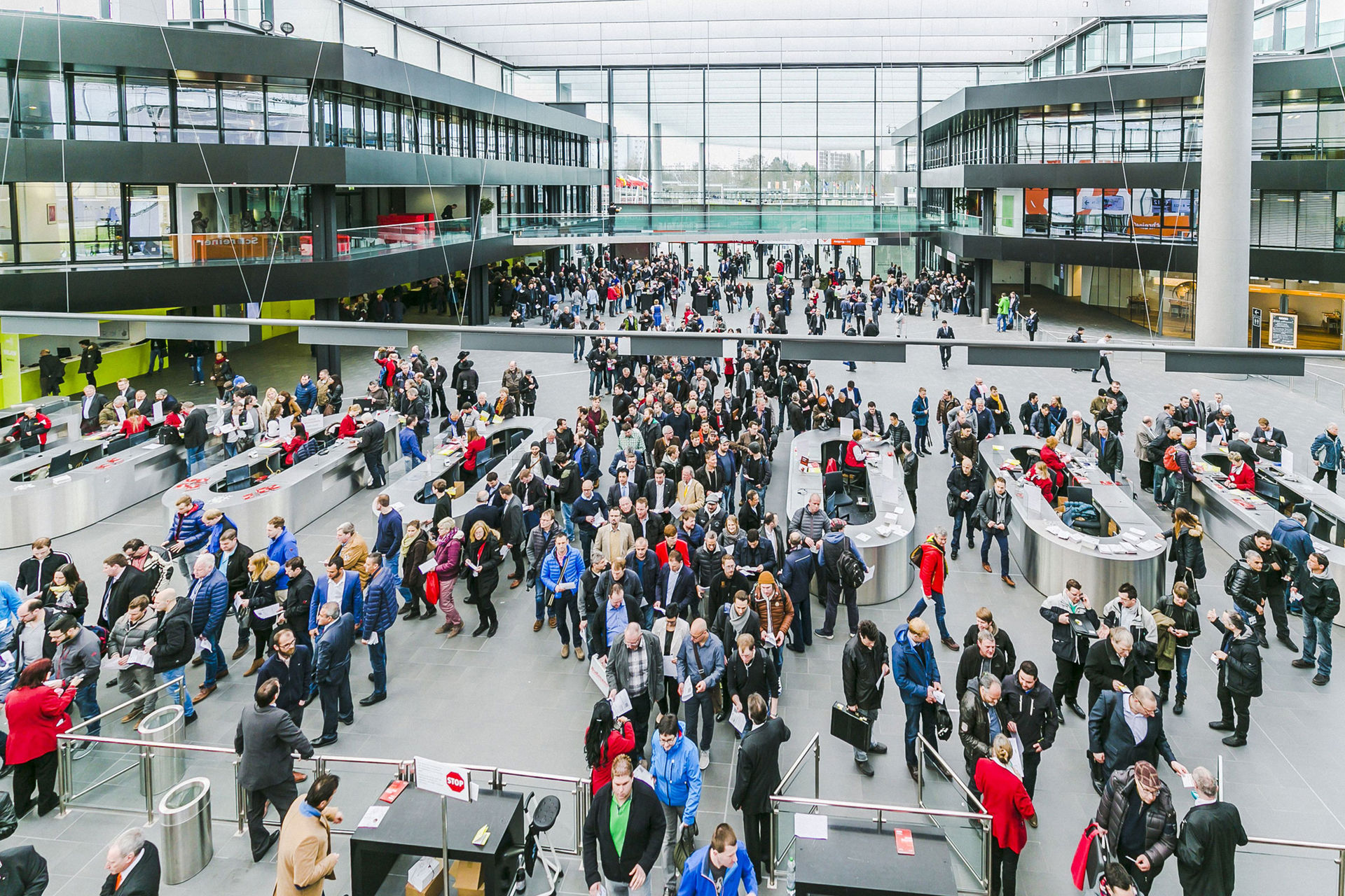 In 2016, more than 110,000 visitors flocked to Exhibition Centre Nuremberg for the combined FENSTERBAU FRONTALE and HOLZ-HANDWERK trade fair
