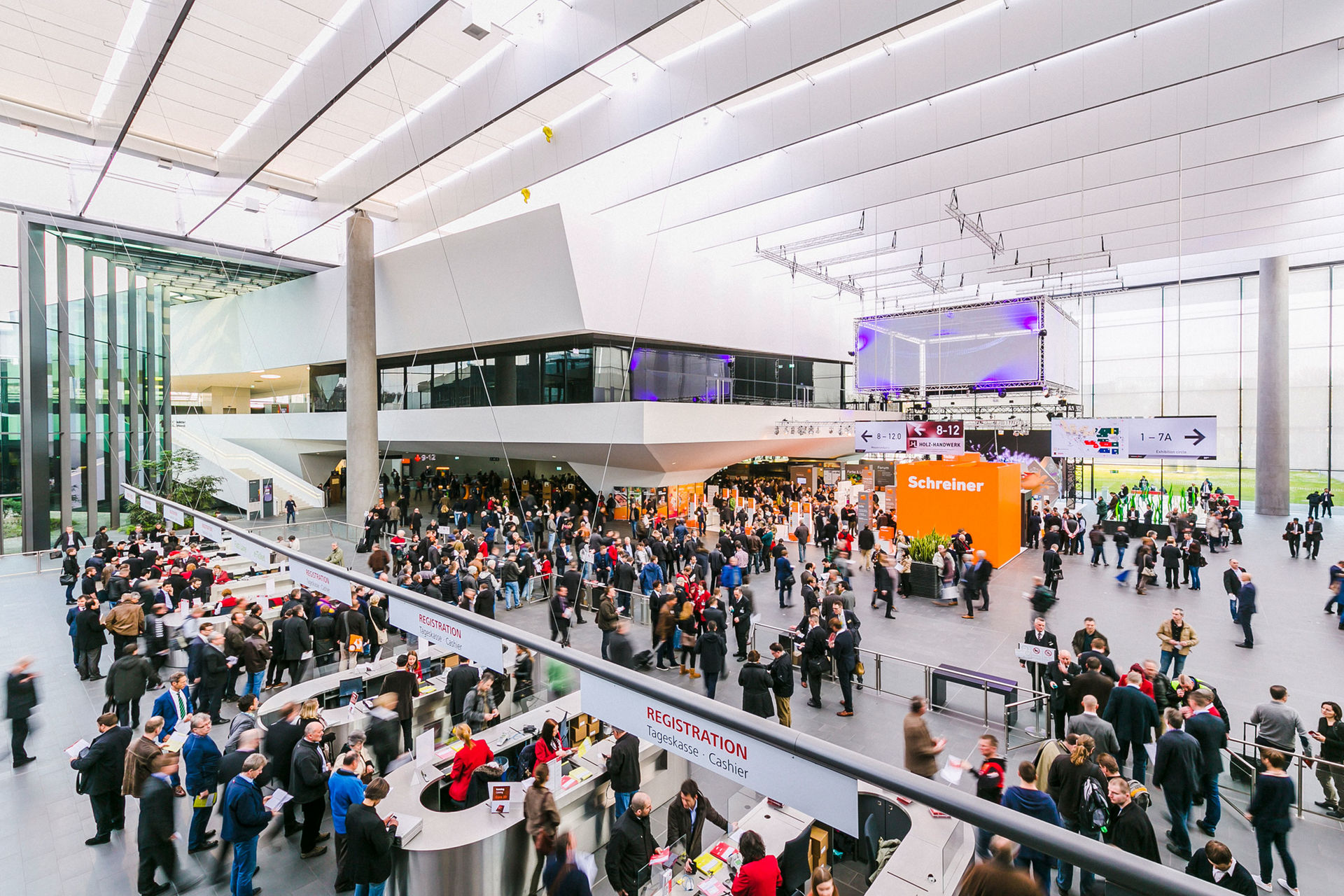 A positive reception: In 2016, 110,581 visitors attended the trade fair pairing HOLZ-HANDWERK and FENSTERBAU FRONTALE