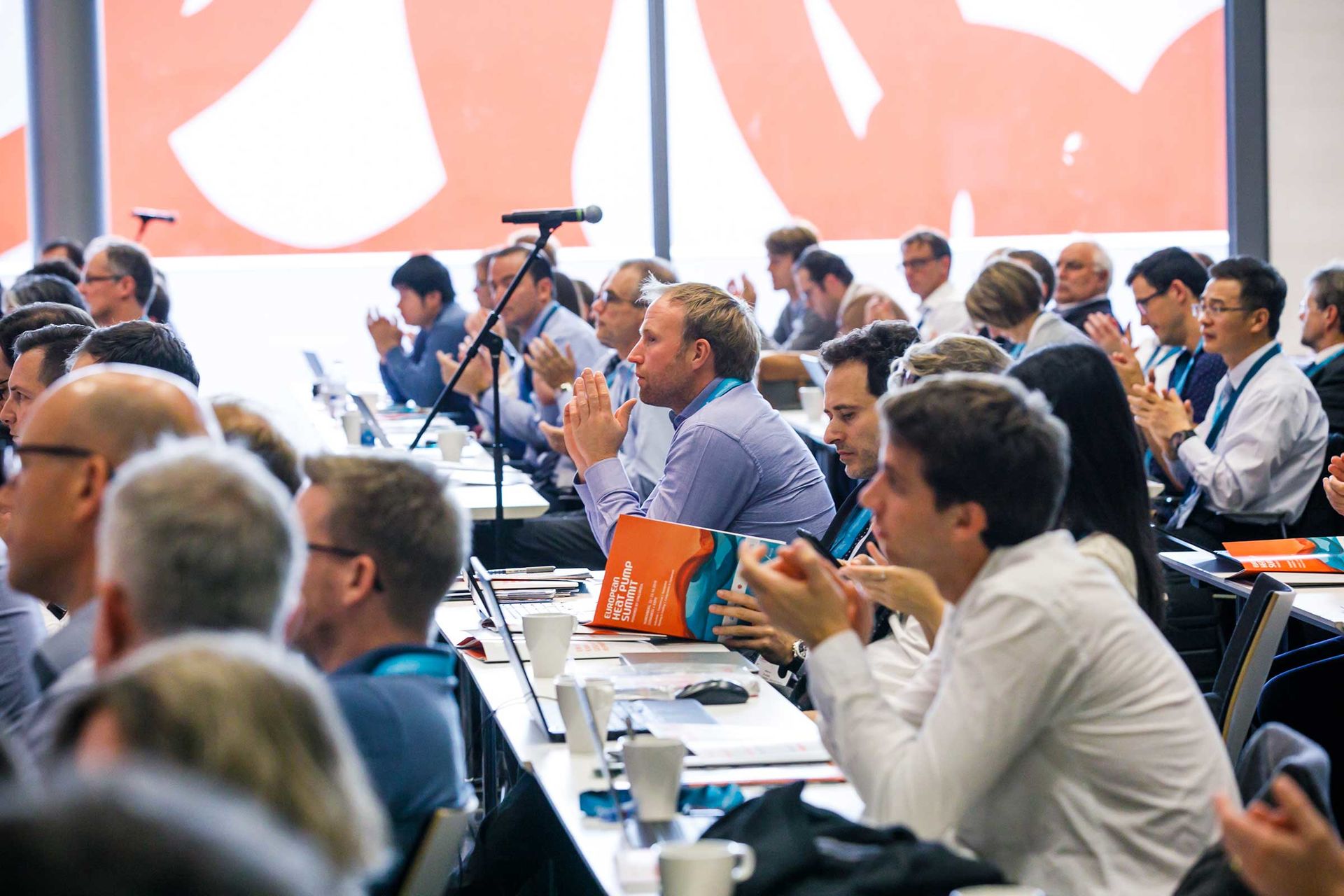 Interessierte Zuhörer beim European Heat Pump Summit