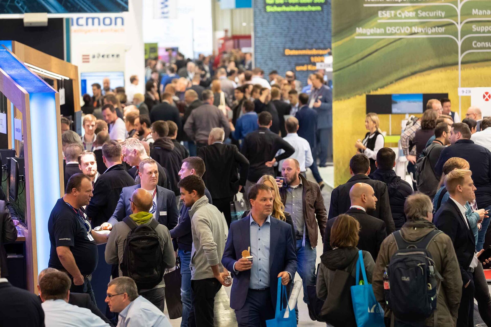 Volle Messehalle auf der it-sa 2019