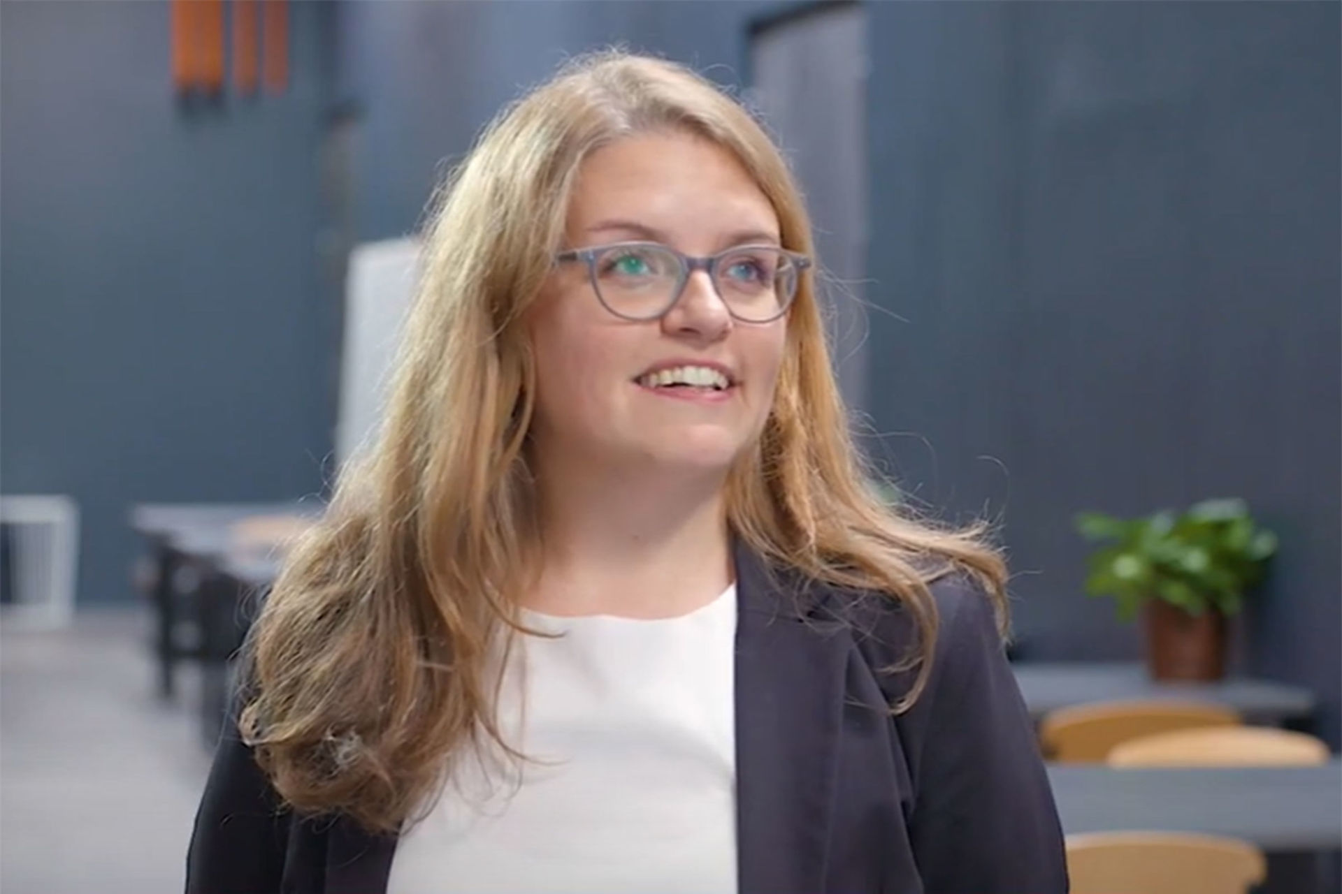 Nicole Kasischke (BYTEC Medizintechnik GmbH) spricht über die Bedeutung der MedtecLIVE with T4M.