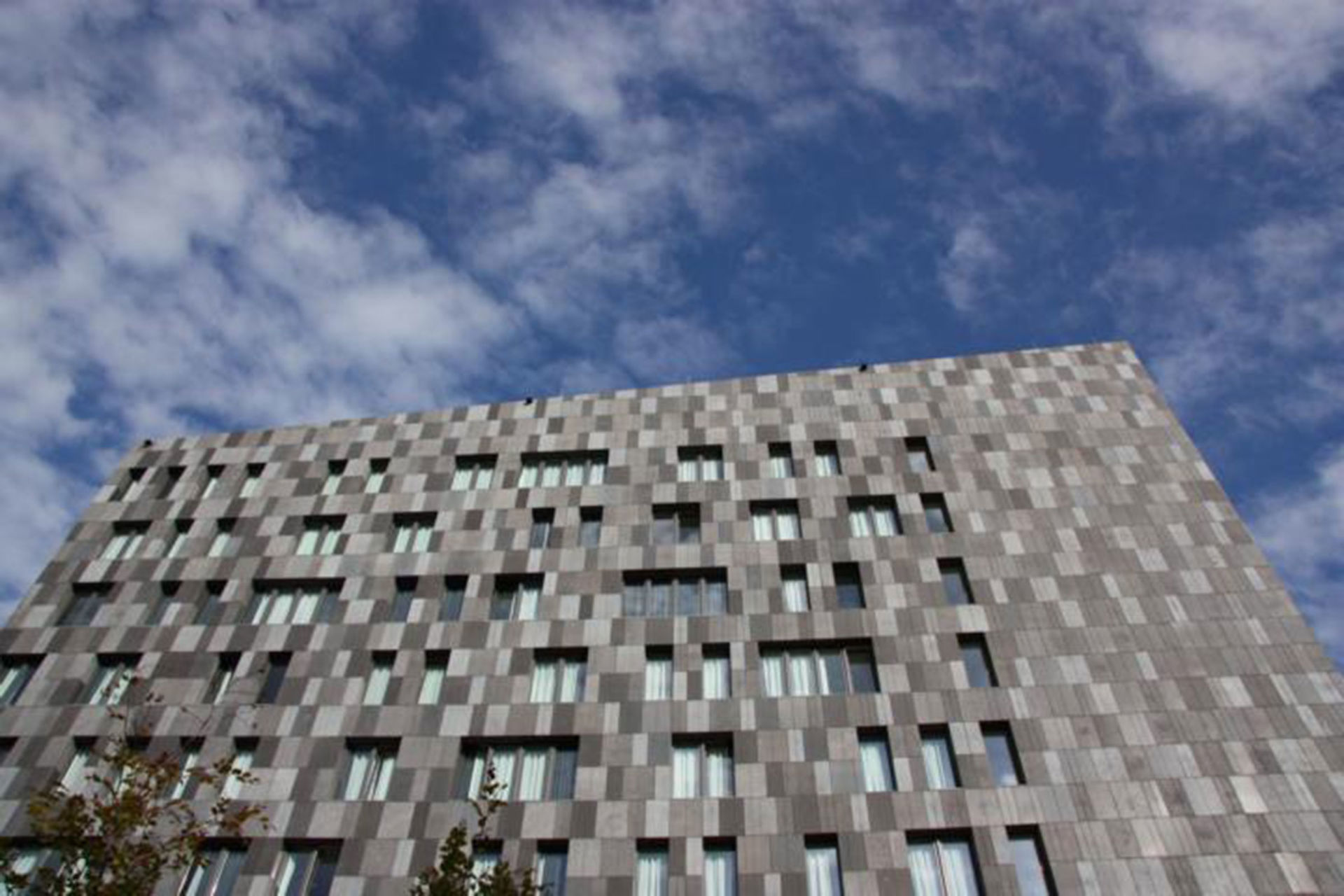 Basaltlava-Varietäten am Hotel Melía im Europaviertel von Luxemburg
