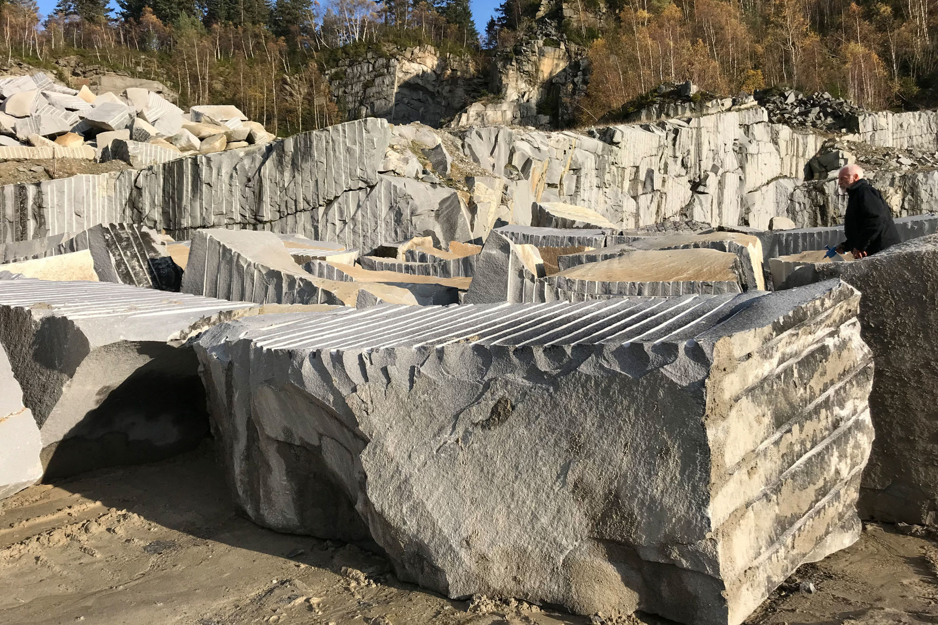 Seit 2015 hat Just Naturstein vier Bayerwald-Granite im Sortiment.