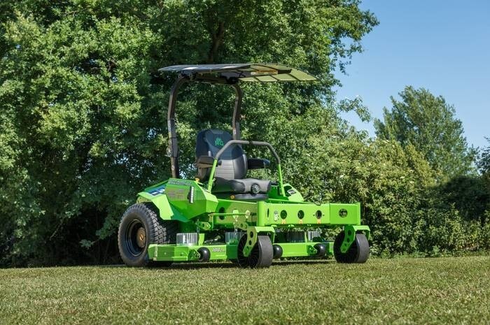 LOGO_DREAMCUT EVO the most powerful electric ‘ZTR’ mower on the market!