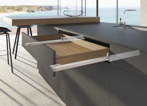 LOGO_Actro 5D drawer runner: stability and running comfort for large wooden drawers