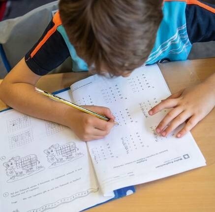 LOGO_Familie, Bildung und Erziehung