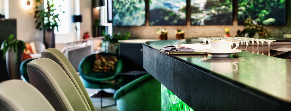 Weitere Locations in Nürnberg Nürnberg, Leonardo Royal Hotel, Lobby, Bar