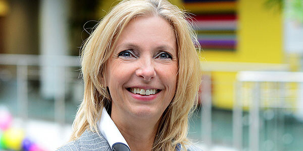 Jacqueline Poppe Jacqueline Poppe